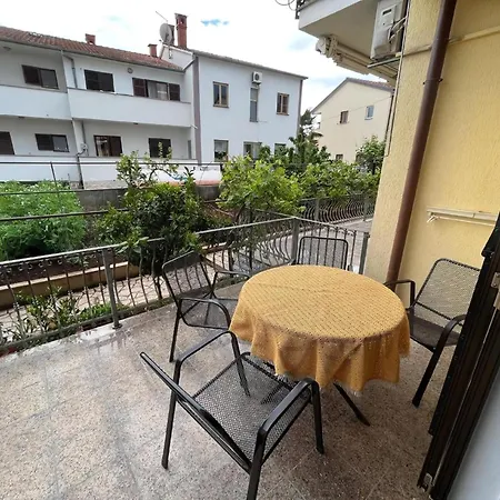 Sonne 1 Apartment *